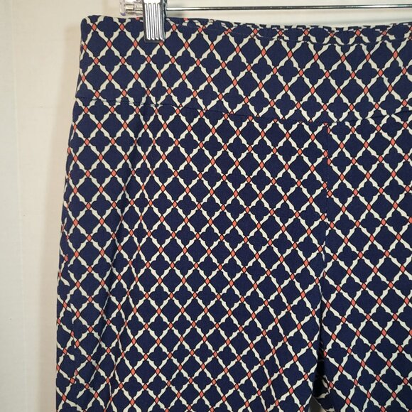 Rafaella Comfort Women's Stretch Pull On Bermuda Shorts Size 14 Navy Diamond - Picture 2 of 7